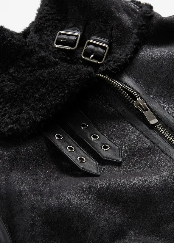 Korte imitatieleren jack met teddy voering, bonprix