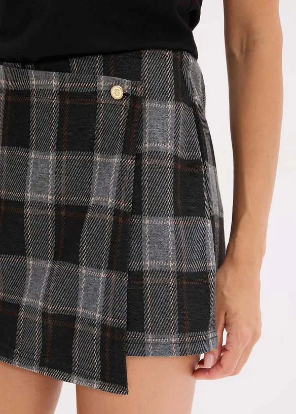 Skort met sierknop, bonprix