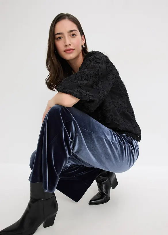 Blouse met een gestructureerd bloemmotief, bonprix