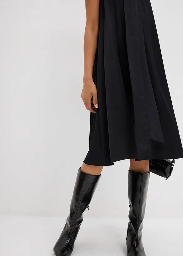 Satijnen mini jurk van een viscosemix, bonprix