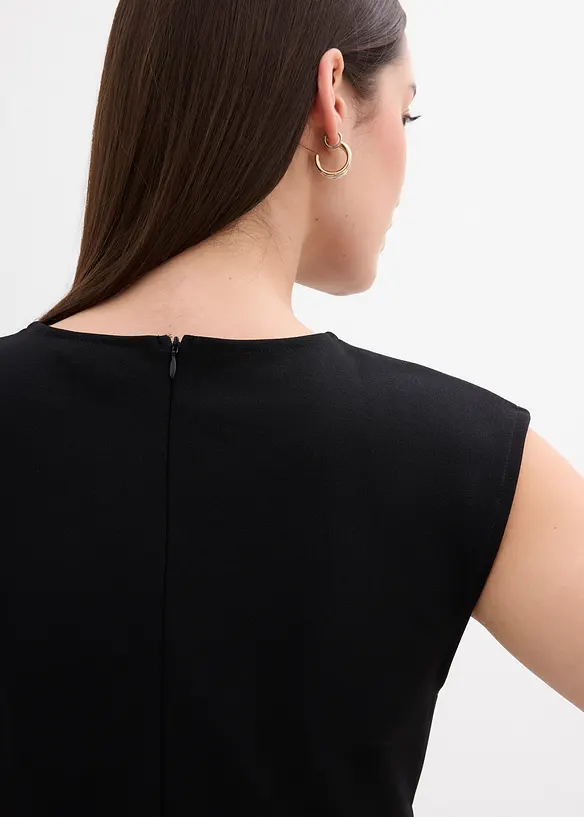 Top van crêpe met decoratieve gesp, bonprix