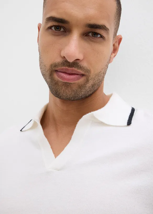 Fijngebreide trui met contrasterende details, bonprix