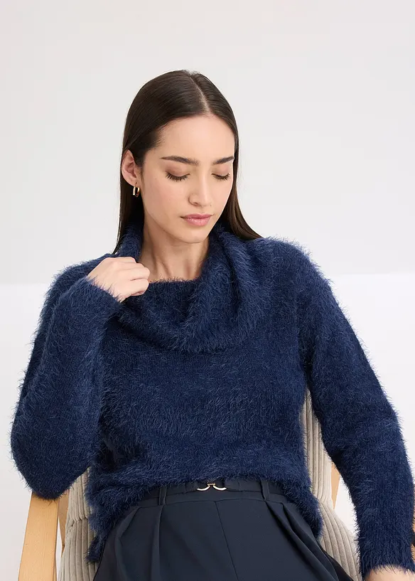 Oversized fluffy trui met een col, bonprix