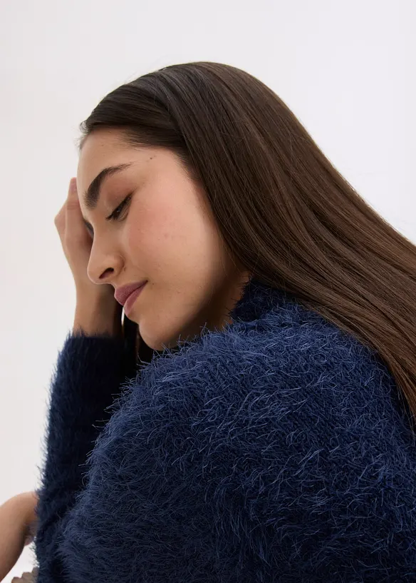 Oversized fluffy trui met een col, bonprix