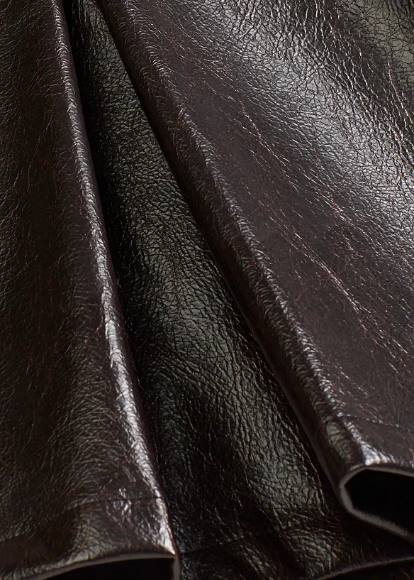 Plooirok van imitatielakleer, bonprix