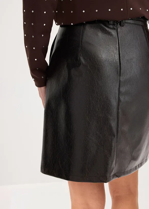 Plooirok van imitatielakleer, bonprix