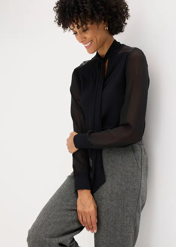 Shirt met strik en kant, bonprix