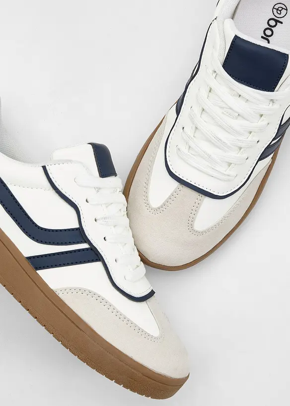 Sneakers in retrolook, bonprix