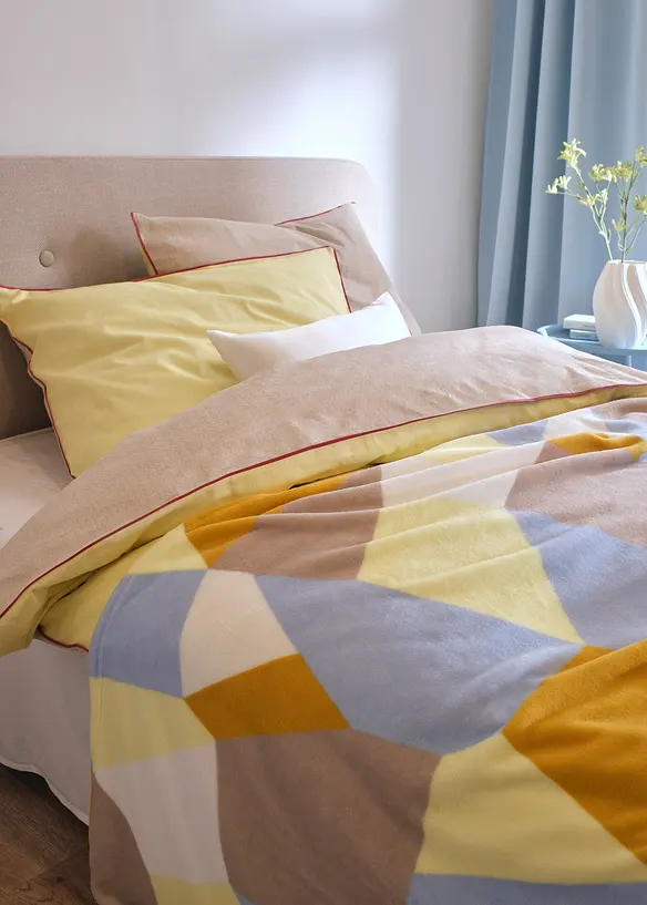 Knuffeldeken met blokstrepen, bonprix