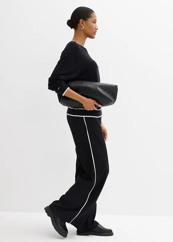 Fijngebreide trui in een viscosemix, bonprix