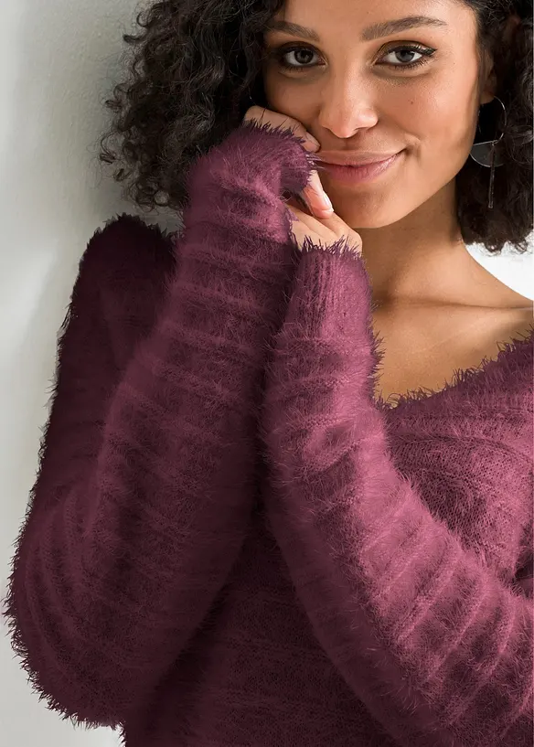 Lange fluffy trui, bonprix