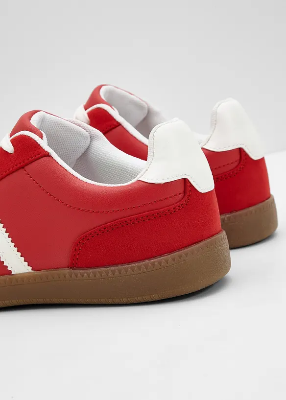 Sneakers in retrolook, bonprix