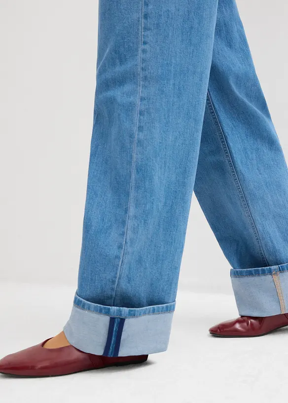 Loose straight jeans mid waist, full length, bonprix