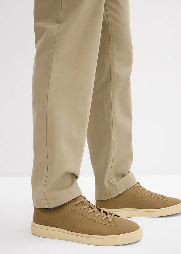 Relaxed fit stretchbroek met comfortabele tailleband, straight, bonprix