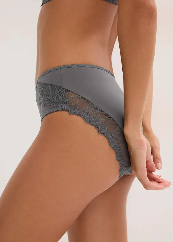 Maxislip met sierlijk kant, bonprix