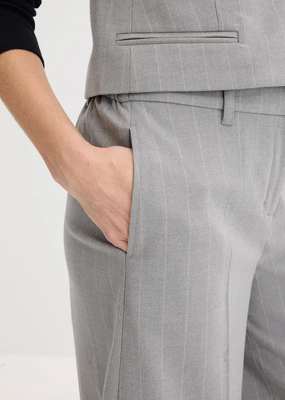 Bermuda met bandplooien, krijtstreep, bonprix