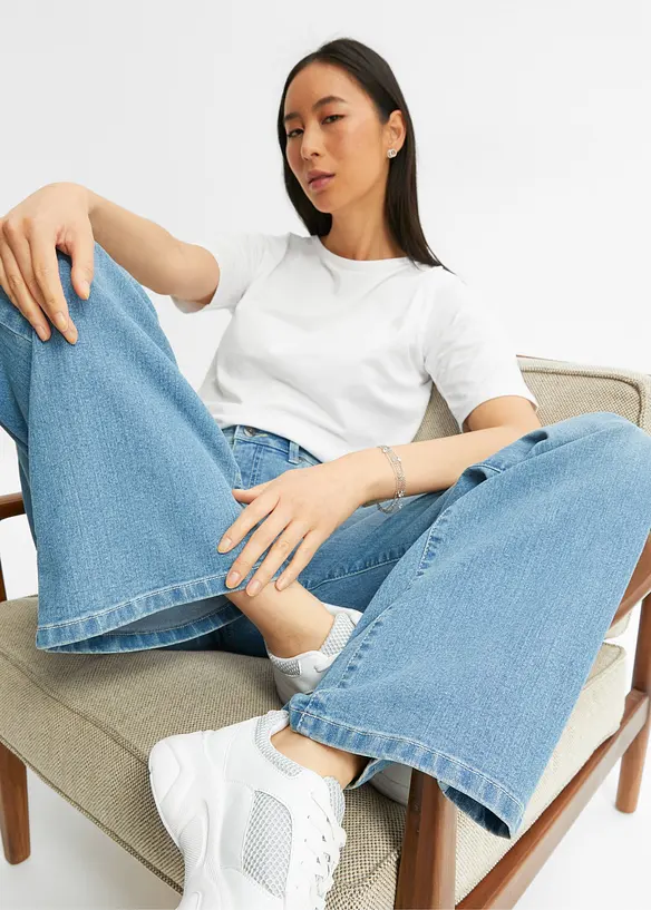 Wide leg jeans mid waist, stretch, bonprix