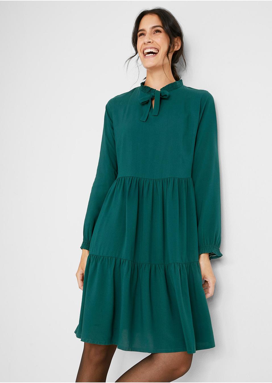 Jurk in een los en mooi model, gemaakt van duurzame en soepele viscose LENZING™ ECOVERO™ - diepgroen