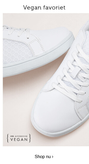 Sneakers >
