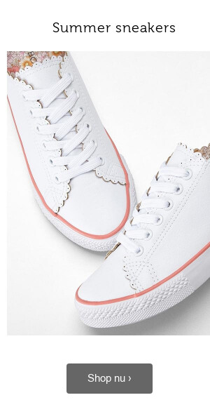 Sneakers >